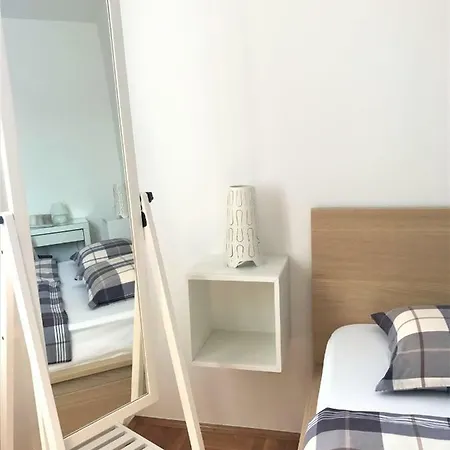 Apartament Qualich Plomin