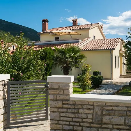 Apartmán Qualich Plomin